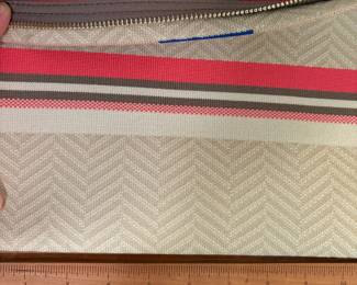 O75 - $50. Rothy’s Clutch Wristlet. Like New.