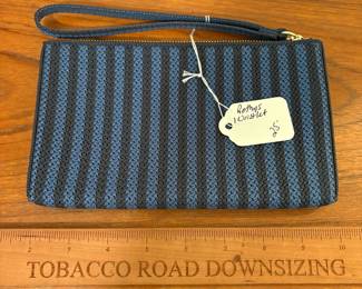 O76 - $25. Rothy’s Wristlet. Like New.