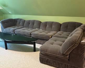 O29 - Free. Vintage Modular Sectional Sofa with Sleeper. 138" W x 74" W x 36" D x 31" Tall. YOU MUST BE ABLE TO MOVE DOWN THE STAIRS.