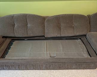O29 - Free. Vintage Modular Sectional Sofa with Sleeper. 138" W x 74" W x 36" D x 31" Tall. YOU MUST BE ABLE TO MOVE DOWN THE STAIRS.