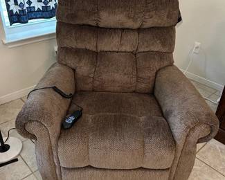 Lift Recliner