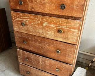 Chest for refurbishing