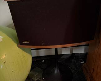 Bose 901 pair of speakers