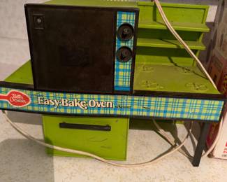 Vintage easy bake oven