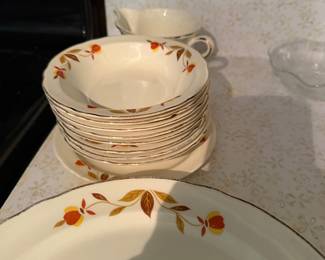 Tea leaf ironstone