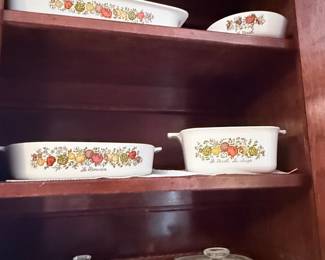 Corning Ware "Spice of Life" Bakeware Collection – Vintage Corning Ware casserole dishes and baking pieces in the beloved *Spice of Life* (French Spice) pattern with matching glass lids. Includes assorted sizes, perfect for baking, serving, or adding nostalgic charm to any vintage kitchen collection. Sold individually unless noted.