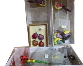 1272 - Lot of Assorted Birds, Beetles & Dragonflies