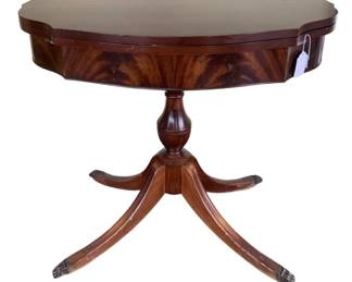 476 - Vintage Federal Style Frame Card Game Table (Description): 30 x 36 x 36