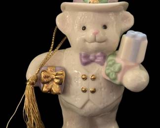 819 - Lenox 2002 Christmas Ornament - 4.5" Tall
