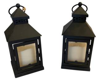 154 - 2 Metal Lanterns w/ Candles - 9.5 x 4 x 4