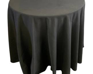 442 - Round End Table w/ Table Cloth - 30 x 30