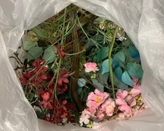 1285 - Assorted Greenery