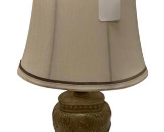 138 - Tabletop Lamp - 4.5 x 7 x 19 (Description): Used as is electric/electronic/mechanical item. No guarantee all components, untested.