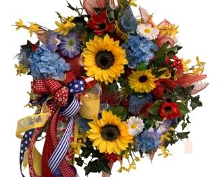 775 - Handcrafted Floral Wreath - 24 x 24
