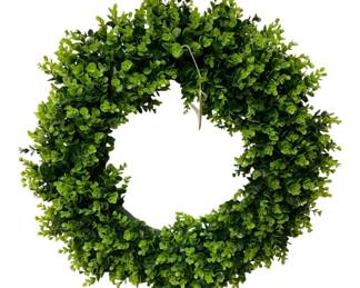 715 - Boxwood Wreath - 24 x 24