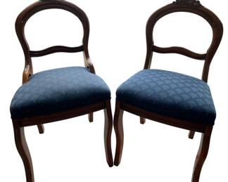 494 - Pair of Antique Carved Balloon-Back Chairs (Description): 33 x 18 x 19
