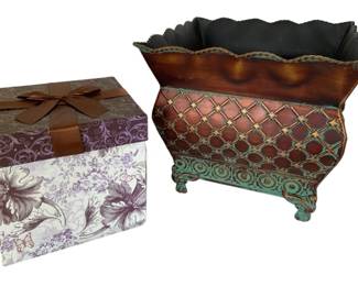 469 - Planter & Decorative Box