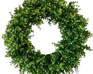 53 - Artificial Boxwood Wreath - 21" Round