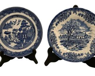 795 - 2 Blue & White Johnson Bros Made in England Plates (Description): 8"