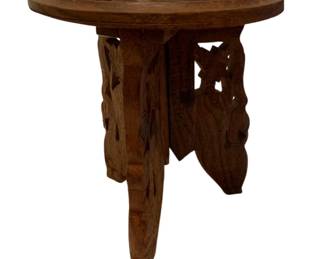 1 - Small Wooden Stand - 6.25 x 6