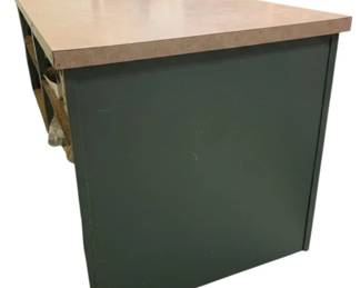 1506 - Work Table w/ storage - CONTENTS NOT INCLUDED (Description): 37 x 93 x 33.5
