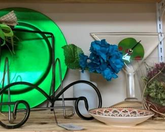 1265 - Shelf Lot of Assorted Items