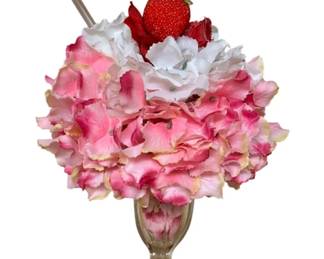 1257 - Strawberry Ice Cream Arrangement in Parfait Glass (Description): 13"