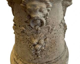 338 - Lion Head Pedestal - 18 x 15
