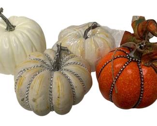 291 - 4 Decorative Pumpkins - 7 x 7