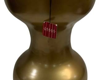 2643 - Three Hands Metal Stand - 17.5 x 14