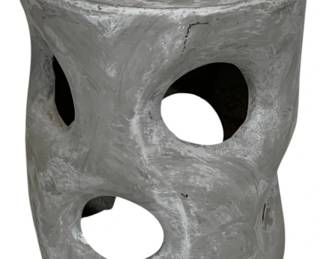 2771 - Three Hands Decorative Stand 18 x 15