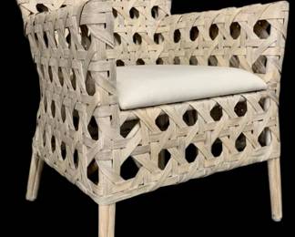 4174 - Wildwood Mandaue Bistro Chair (Description): 31 x 24 x 24