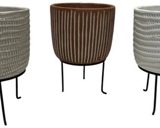 2631 - 3 Three Hands Planters w/ Metal Stands (Description): 8.5 x 6