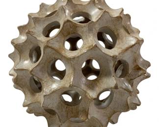 8507 - Three Hands Spiked Orb Tabletop Decoration (Description): 7 x 7 x 7