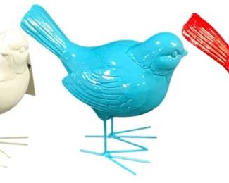 2595 - 3 Three Hands Bird Figures - 6 x 3 x 5.5