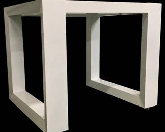 4271 - Sunset West Newport End Table in White (Description): 21 x 24 x 21