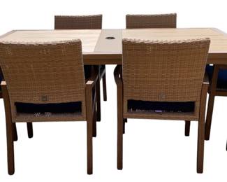 7057 - RST Brands 7pc Outdoor Table & Chairs w/ Cushions