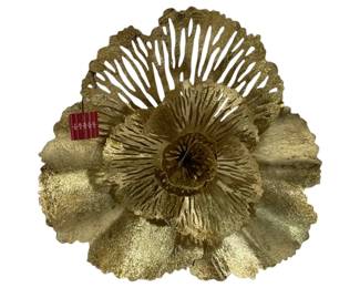 2665 - Three Hands Metal Flower Wall Art - 22" Round
