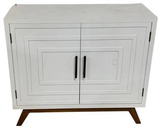 2788 - Three Hands 2 Door Cabinet (Description): 32 x 36 x 14