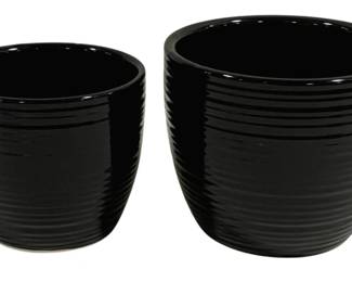 2514 - 2 Three Hands Planters - 5.5 x 7, 5 x 5.5