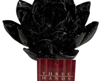 2663 - Three Hands Ceramic Flower Sculpture - 6 x 2.75