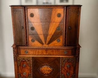 Art Deco Gentleman's Chest