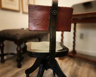 Antique Swivel Chair(CIRCA 1895-1915): COOK QUALITY CHAIR COMPANY