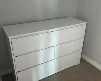 Lot #55 Lot of 5 Large White Six-Drawer Dressers, Hotel Room and Apartment Storage Furniture