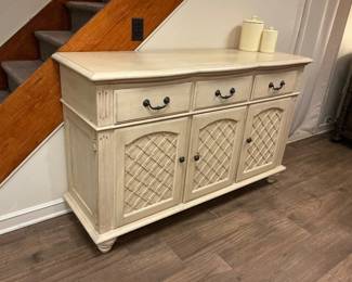 Versatile Cabinet
