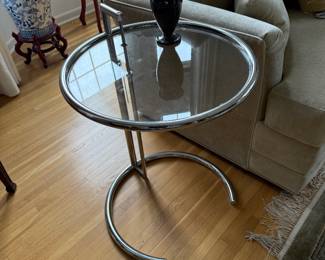 Eileen Grey Side Table