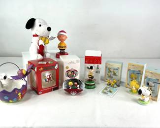 A Peanut Christmas: Hallmark Keepsakes and More