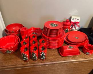 Waechtersbach Christmas Dishes