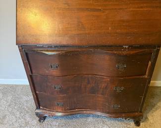 Early 1900s chest 33.5” W x 40.5” H x 16.75” D