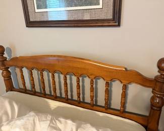Vtg wood bed 56” W Full